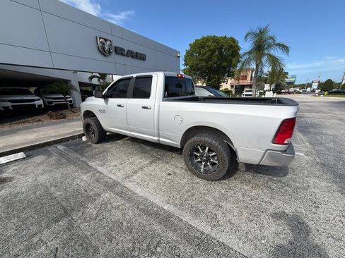 Used 2018 RAM 1500 Classic SLT AWD/4WD image 4