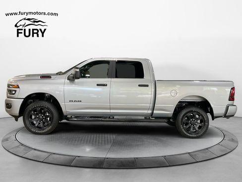 Used 2026 RAM 2500 Big Horn AWD/4WD image 7