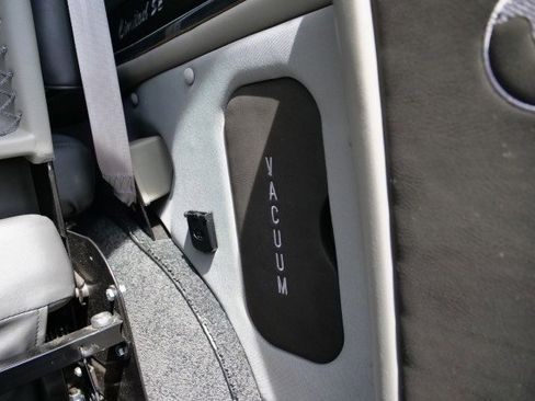 Used 2019 Chevrolet Express 2500 Explorer Conversion Van / Limi w/ Enhanced Convenience Package image 26