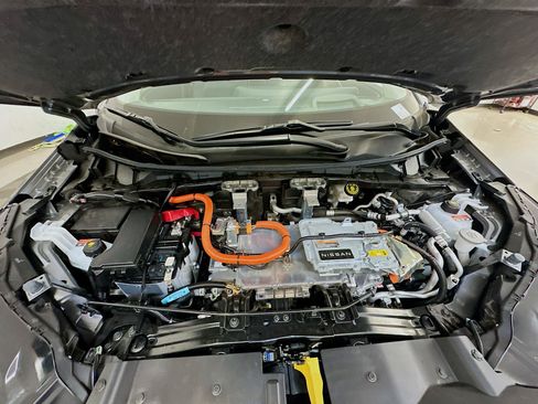 Used 2024 Nissan Ariya AWD image 34