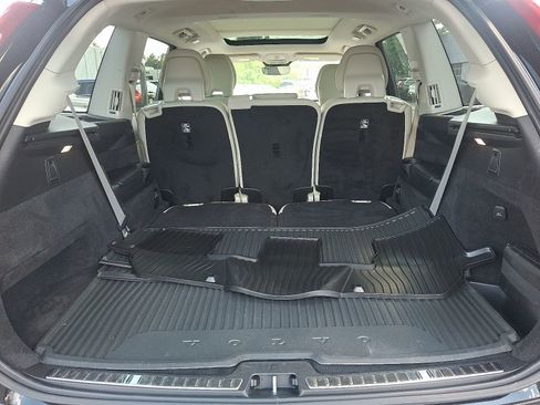 Certified 2023 Volvo XC90 B5 Plus w/ Protection Package Premier image 29