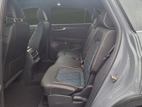 Used 2024 Volkswagen Atlas Cross Sport SEL Premium R-Line image 52