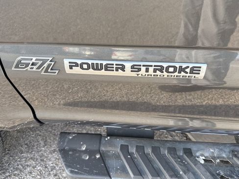 Used 2018 Ford F350 Lariat w/ Lariat Ultimate Package image 14