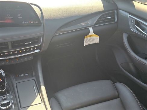 Used 2025 Cadillac CT5 V image 18