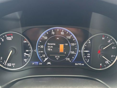 Used 2022 Buick Enclave Premium AWD/4WD image 25