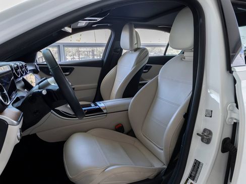 Used 2024 Mercedes-Benz C 300 Sedan image 13