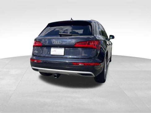 Used 2020 Audi Q5 2.0T Premium Plus w/ Premium Plus Package AWD/4WD image 5
