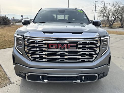 Used 2023 GMC Sierra 1500 Denali w/ Technology Package image 8