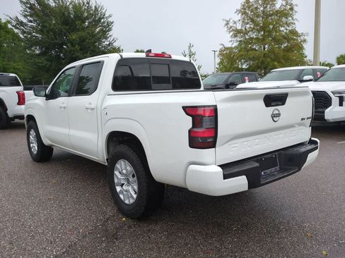 Used 2022 Nissan Frontier SV AWD/4WD image 4