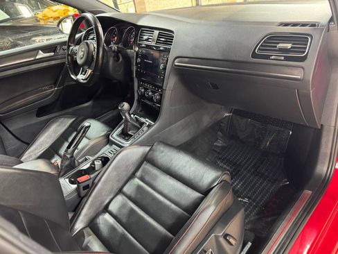 Used 2018 Volkswagen GTI Autobahn FWD image 10