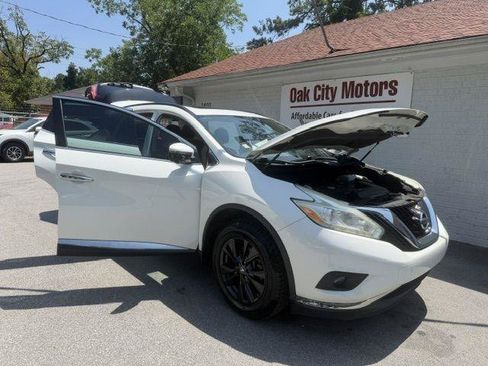 Used 2017 Nissan Murano SV w/ Premium Plus Package AWD/4WD image 9