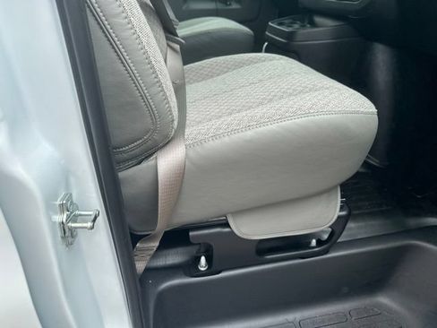 New 2026 Chevrolet Express 2500 w/ Communications Package RWD image 30