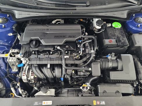 Used 2025 Hyundai Elantra Sport FWD image 30