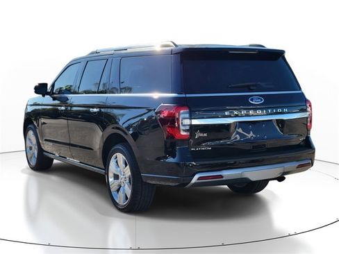 Certified 2024 Ford Expedition Max Platinum image 3