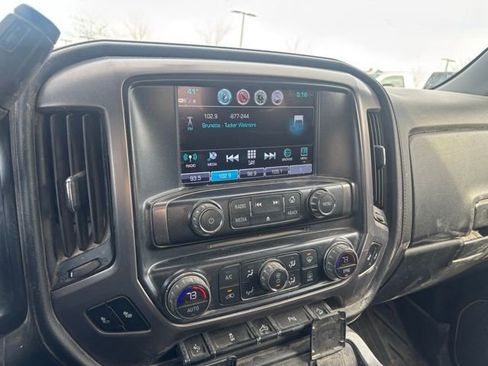 Used 2018 GMC Sierra 1500 SLT w/ All Terrain Package image 10