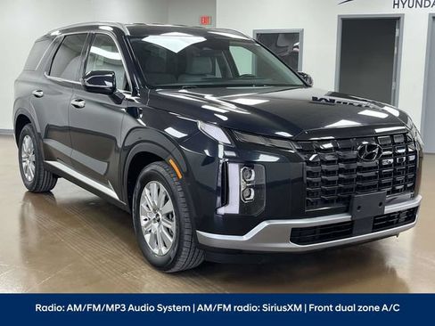 Used 2024 Hyundai Palisade SEL FWD image 3