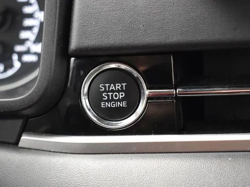 Used 2024 Mitsubishi Outlander Ralliart image 29