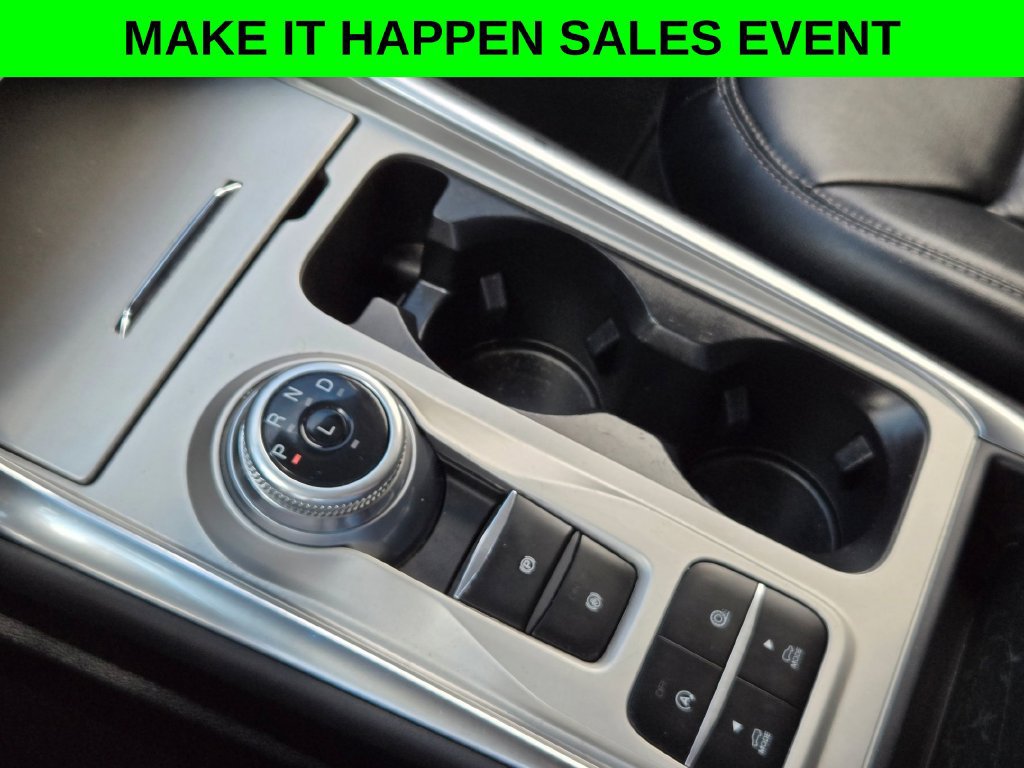 Used 2023 Ford Explorer XLT w/ Equipment Group 202A RWD image 19