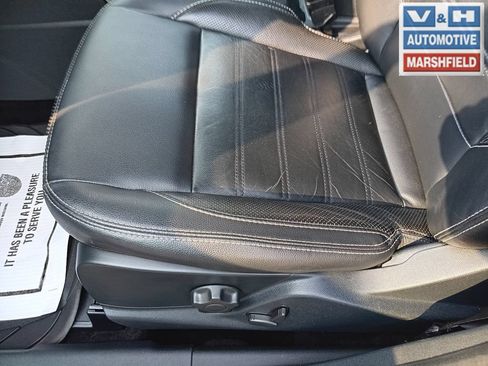 Used 2019 Ford EcoSport Titanium AWD/4WD image 17