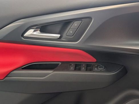 Used 2025 Chevrolet Equinox EV RS image 22