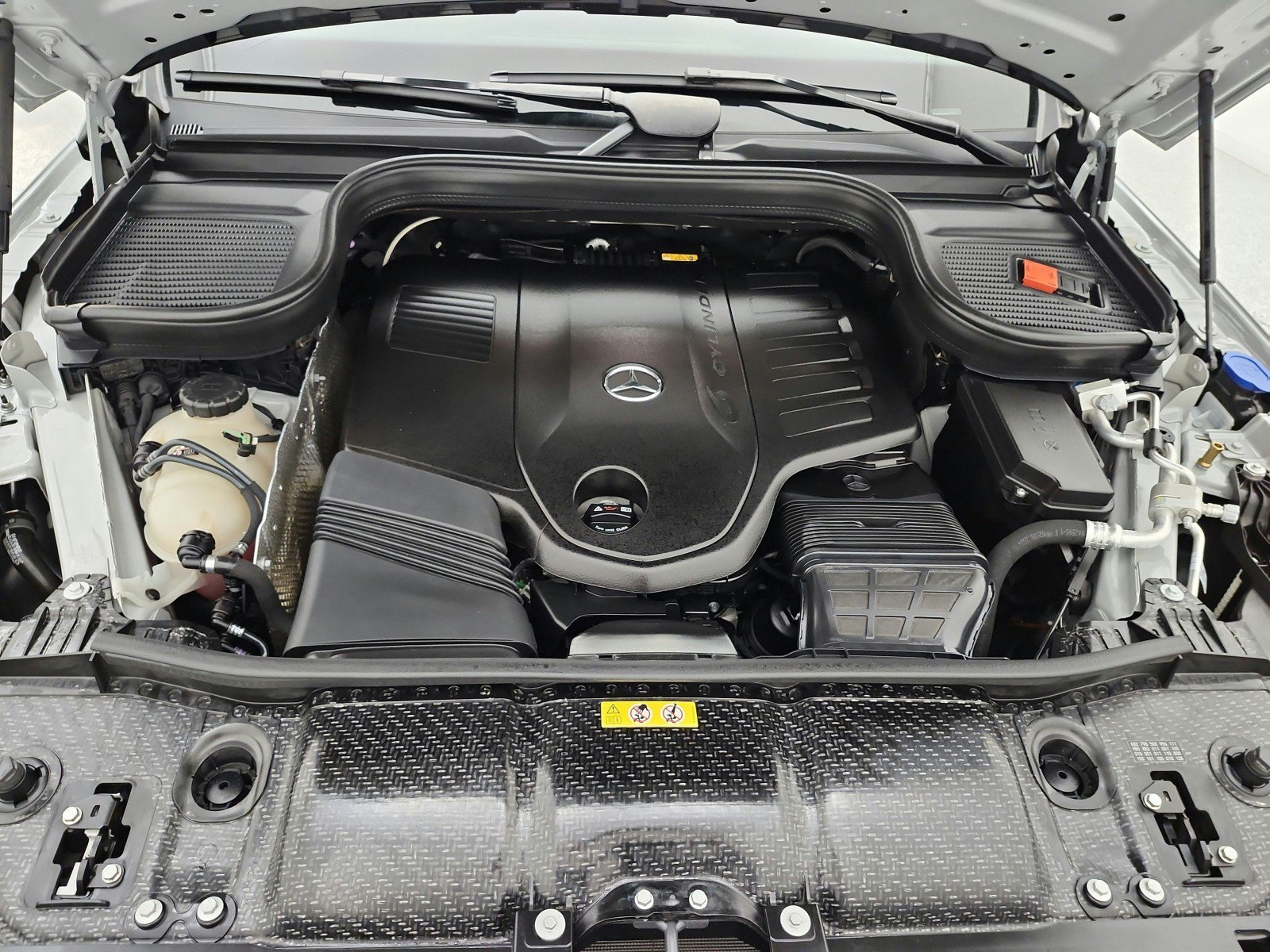 Used 2025 Mercedes-Benz GLE 450 4MATIC image 17