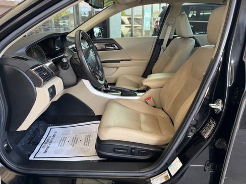 Used 2017 Honda Accord EX-L image 5