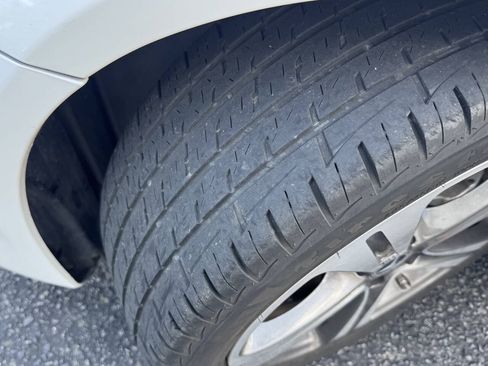 Used 2018 Mercedes-Benz E 300 w/ Premium 1 Package image 24