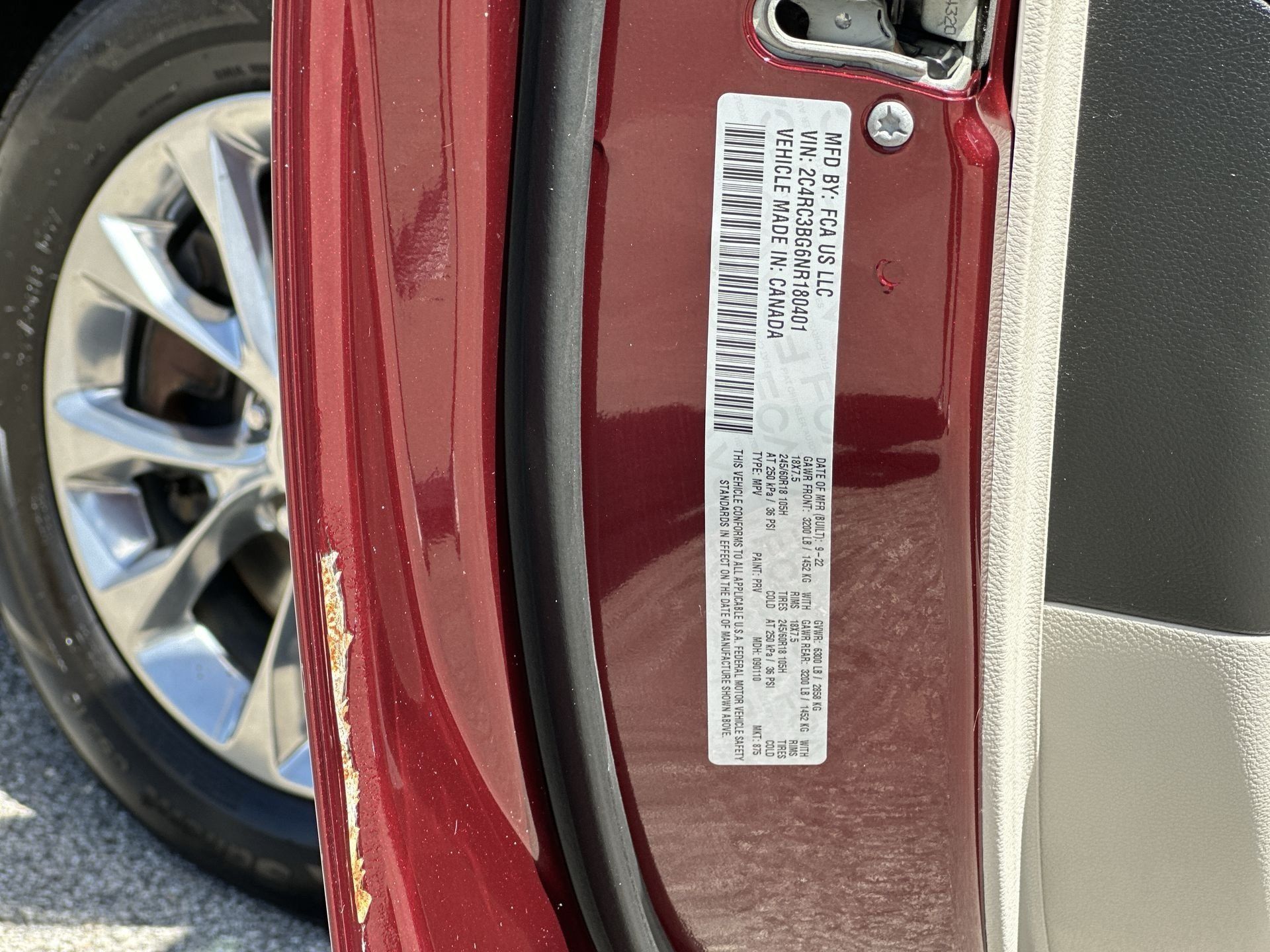 Used 2022 Chrysler Pacifica Touring-L AWD/4WD image 33