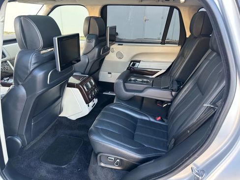 Used 2014 Land Rover Range Rover Long Wheelbase Autobiography image 18
