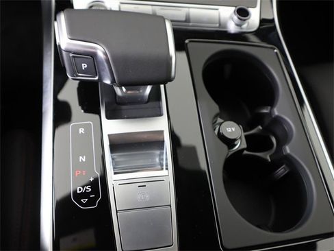 New 2026 Audi Q8 Prestige image 20