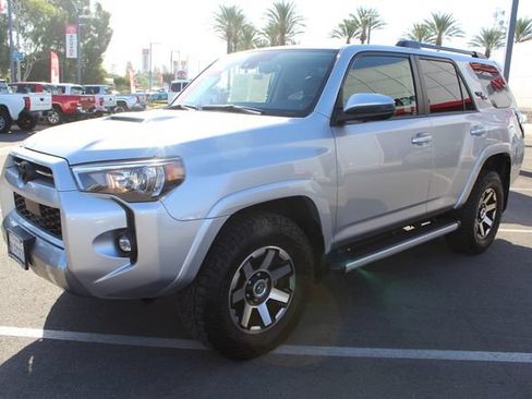 Certified 2024 Toyota 4Runner TRD Off-Road Premium w/ Moonroof Package AWD/4WD image 5