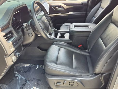 Used 2022 Chevrolet Tahoe LT w/ Luxury Package RWD image 11