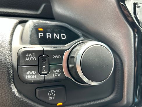 New 2026 RAM 1500 Big Horn AWD/4WD image 18