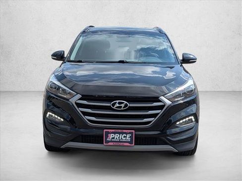 Used 2018 Hyundai Tucson Value AWD/4WD image 2