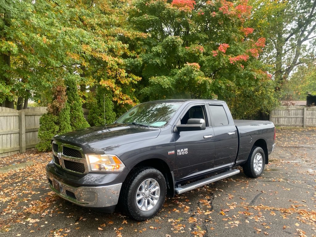 Used 2016 RAM 1500 Classic SLT AWD/4WD image 1