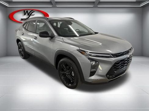 New 2026 Chevrolet Trax ACTIV w/ Driver Confidence Package image 3