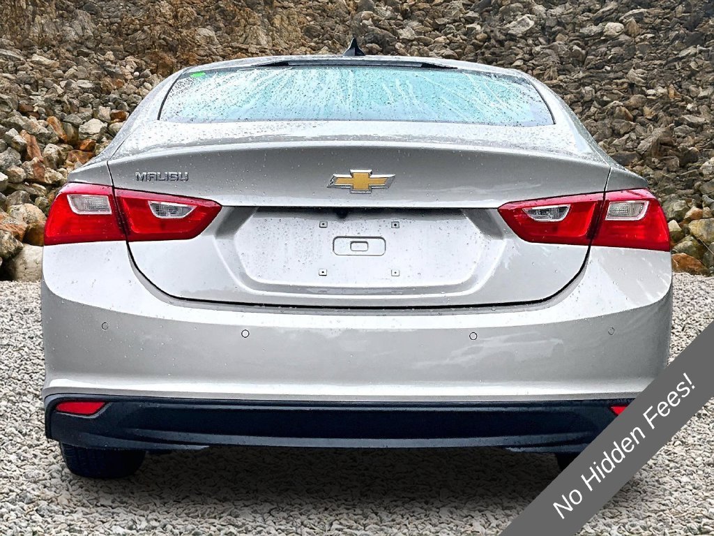 Used 2022 Chevrolet Malibu LS w/ Driver Confidence Package II FWD image 4