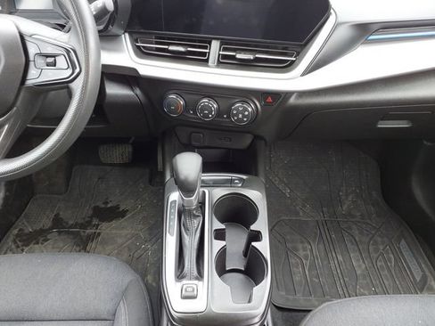 Used 2024 Chevrolet Trax LS w/ LS Convenience Package FWD image 11