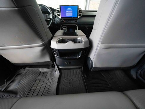 Used 2023 Toyota Tundra Limited image 22