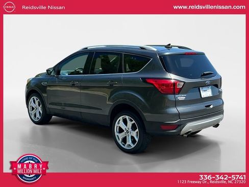 Used 2019 Ford Escape Titanium AWD/4WD image 3