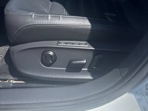 Used 2017 Volkswagen Passat 1.8T SEL Premium FWD image 27