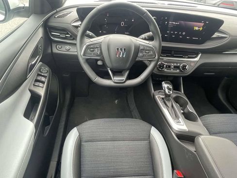 Used 2024 Buick Envista Preferred w/ Convenience I Package image 13