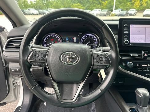 Used 2023 Toyota Camry SE AWD/4WD image 32