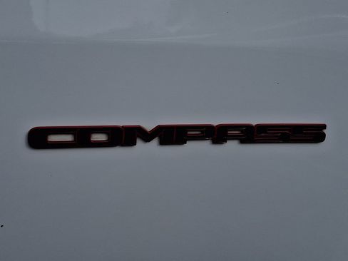 Used 2024 Jeep Compass Trailhawk image 30