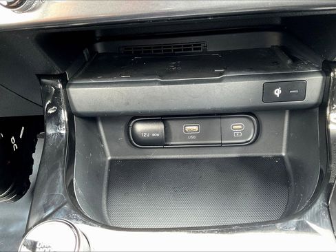Used 2024 Kia Seltos SX w/ SX Sunroof Package AWD/4WD image 16