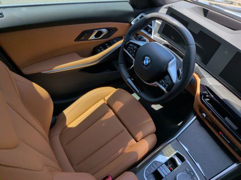 Used 2026 BMW 330i Sedan w/ Premium Package RWD image 34