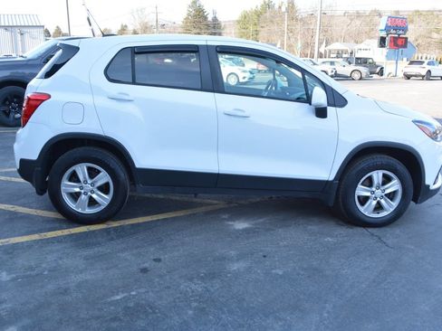 Used 2019 Chevrolet Trax LS w/ Tint and Cruise Package image 3