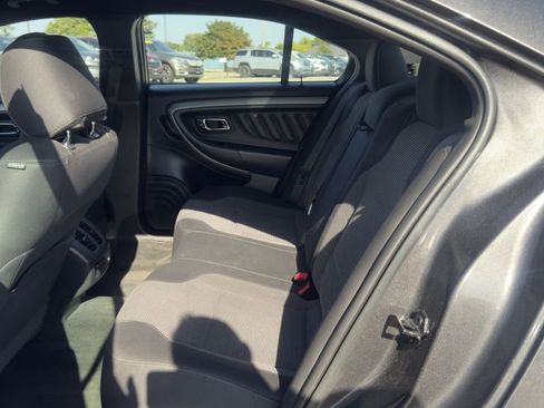 Used 2017 Ford Taurus SEL image 20