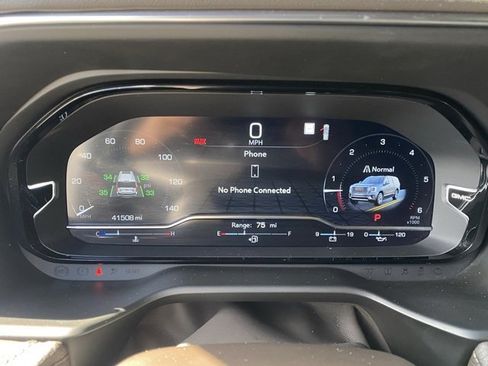 Used 2022 GMC Yukon Denali image 19