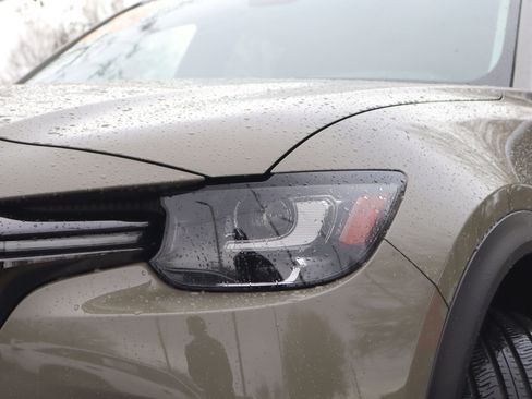 Certified 2025 MAZDA CX-70 3.3 Turbo w/ Preferred Package image 34